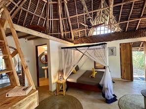 Free WiFi, bed sheets - Kameleon Blue (Kizimkazi)