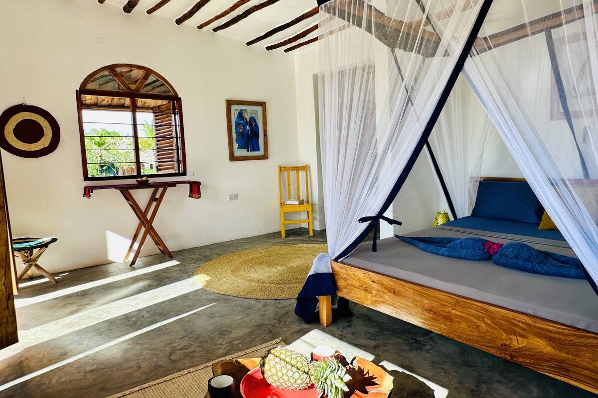 Deluxe Double Room | Free WiFi, bed sheets