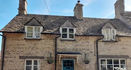 Cotswold Cottage Bed & Breakfast