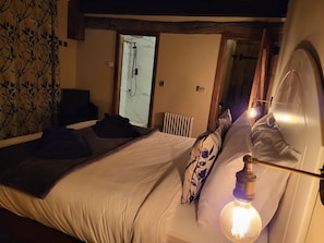 3 bedrooms, individually decorated, individually furnished, free WiFi - Green Barn (Sheffield)