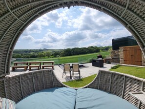 Cottage | Property grounds - Top Hill Farm Cottage (Sheffield)