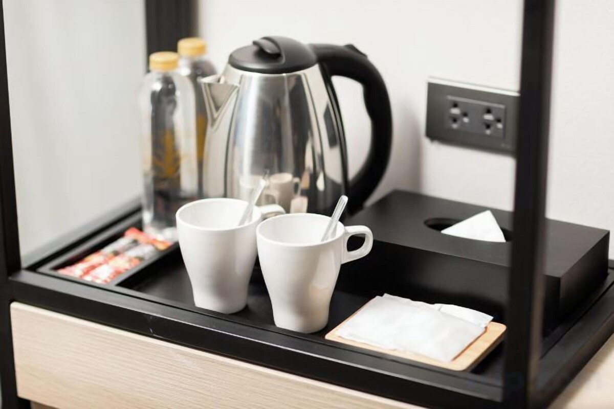 Cà phê và/hoặc dụng cụ pha