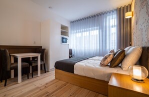 Blackout curtains, iron/ironing board, free WiFi