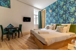 标准开间套房 (3) | 遮光窗帘、熨斗/熨衣板、免费 WiFi