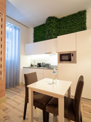 Standard Studio (3) | Blackout drapes, iron/ironing board, free WiFi - PORTOTEM PREMIUM (Porto)