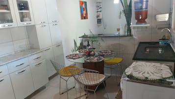 Fridge, microwave, oven, blender