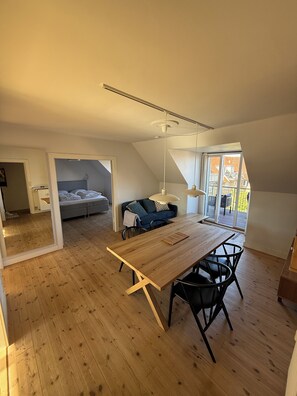 2 soverom, reiseseng for barn og wi-fi