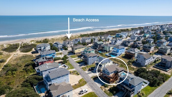Beach nearby - Saltwater in the Afternoon: 400 Ft to Beach, Private Pool, Dog-friendly (Corolla)