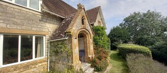 Historical, Characterful, Converted Old School House