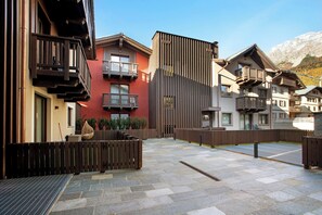 Exterior - Apartment "Baita Emilia e Daniele 13" with Mountain View, Balconies and Wi-Fi (Bormio)