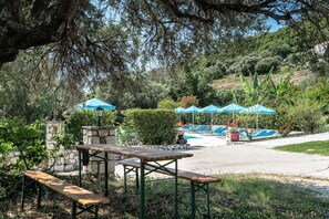 Outdoor dining - Studio Apartment "Anemona 5" with Shared Pool & Wi-Fi (kefalonia)