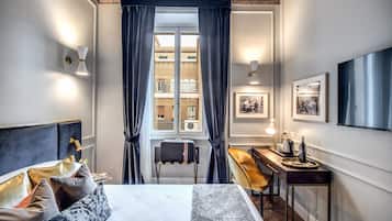 Deluxe Room | 1 bedroom, down comforters, minibar, in-room safe