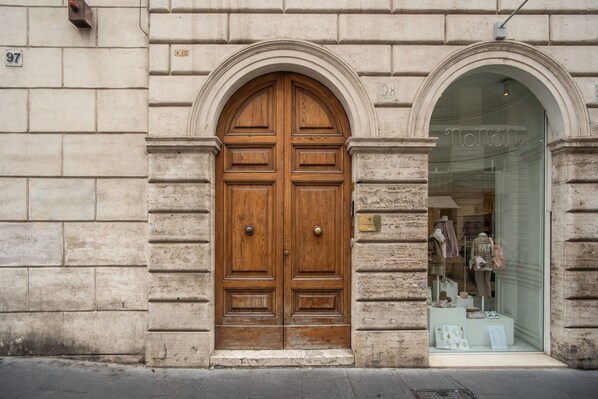 Fachada de la propiedad