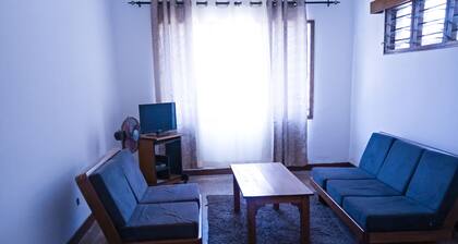 Beautiful 2 bedroom villa apartment along diani beach road for 25$ per night/prs