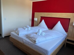 Habitación básica doble | Wifi gratis y ropa de cama