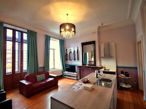 Deluxe-Studio