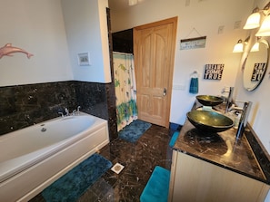 Condo, 1 Bedroom | Bathroom