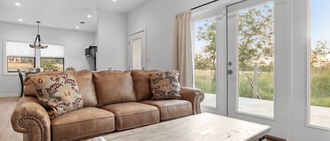 Cottage, 2 chambres | Coin séjour