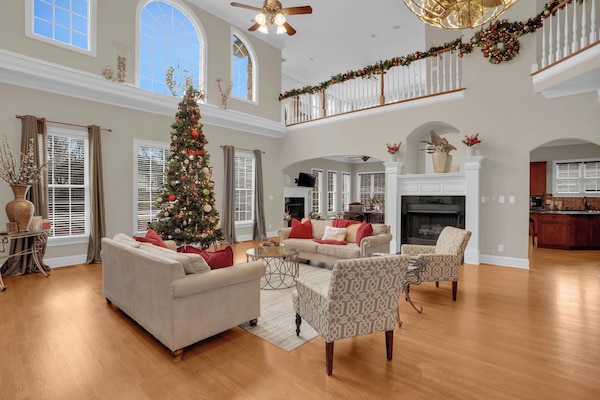 Smart-TV, DVD-spiller, fotballspill og bordtennis