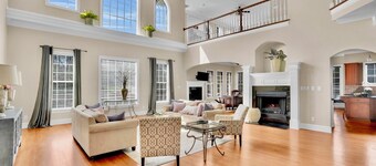 Lake Norman Waterfront Mansion - 7BR, Pool, Hot Tub, Game Room and Private Dock