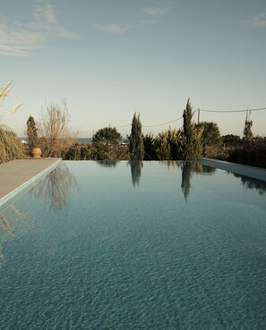 Outdoor pool, a heated pool - Villa Gardenia, luxury villa with infinity pool (Chania)