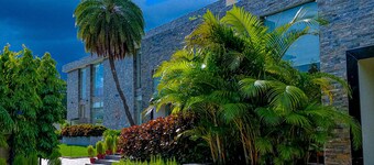 The creek boutique resort & spa