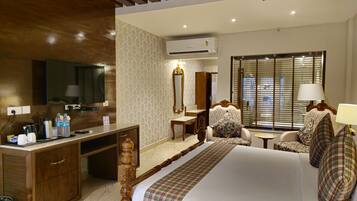 Quarto real | 1 quarto, roupas de cama premium, frigobar (abastecido com itens grátis)