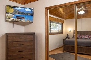 2 quartos, ferros/tábuas de passar roupa, berço de viagem, Wi-Fi