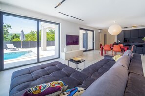 21-inch TV with satellite channels - Pool Villa Greta Krk (Vrbnik)