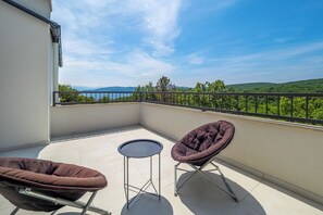 Property grounds - Pool Villa Greta Krk (Vrbnik)