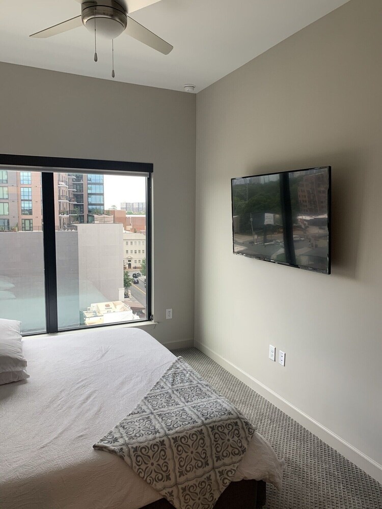 Luxury Buckhead Condo Atlanta Vrbo