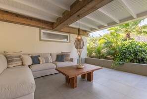 Interior - An amazing private villa with an magnificent view over the Caribbean Sea (Kralendijk)