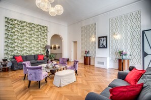 Lobby sitting area - Mangili Garden Hotel (Rome)