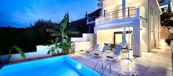 Luxury Villa Agios Dimitrios with private pool