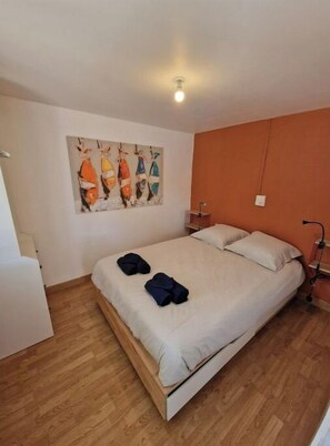 2 bedrooms, free WiFi