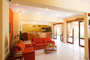 บริเวณนั่งเล่น