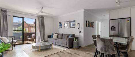 تلفزيون، مكتب