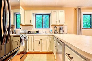 Uklassifisert bilde, 4 av 33, knapp