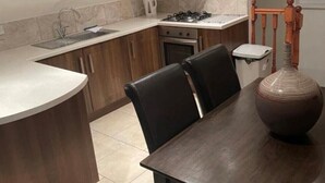 Private kitchen - Belfast Loft (Belfast)