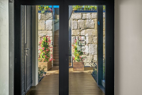 Garden - 108 mm House (Porto)