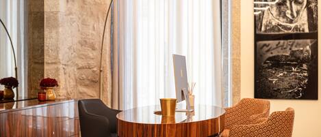フロント