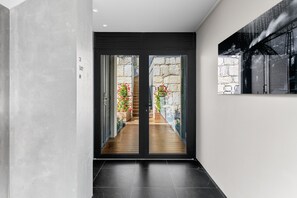 Garden - 108 mm House (Porto)