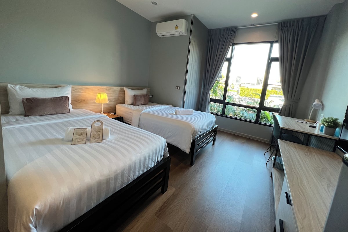 Basic Twin Room