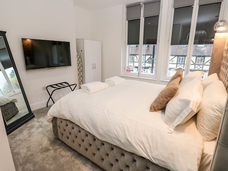 2 habitaciones, decoración personalizada y muebles diferentes