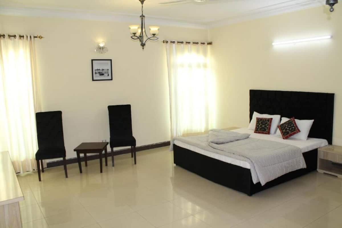 Deluxe Double Room | Bed sheets