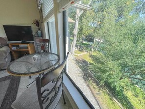 Dining - Comal River Condo 375 | Private Balcony | 2nd Floor (New Braunfels)