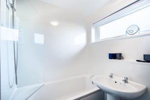 Douche, séchoir à cheveux