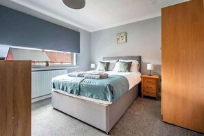3 bedrooms, iron/ironing board, free WiFi, bed sheets