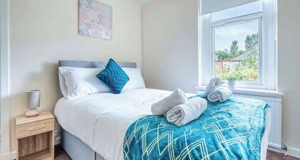 Millfield House -2 Bed in Motherwell near Motorway