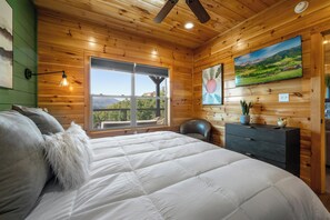 5 bedrooms, iron/ironing board, travel cot, free WiFi